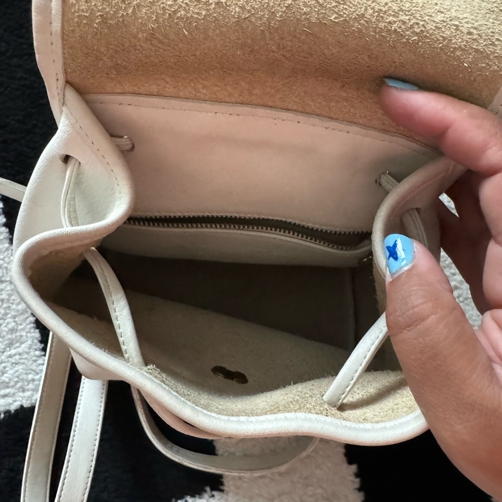 Coach Cream Leather Backpack - Picture 5 of 10
